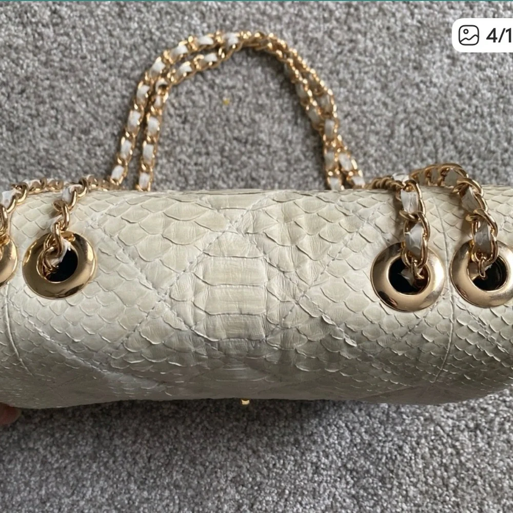 Genuine python quilted 2.55 ivory chain handbag - Picture 4 of 10